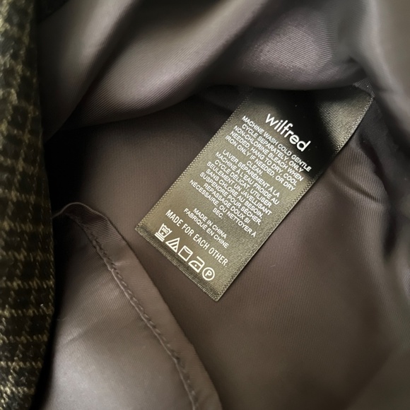 Aritzia Wilfred Mini Classic Skirt Crepette size 2 - Picture 4 of 5